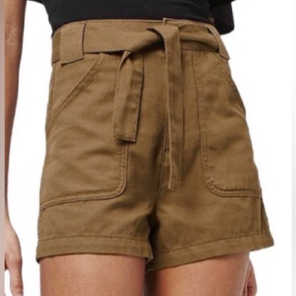 TOPSHOP | brown pocket paper bag shorts with tie waist belt